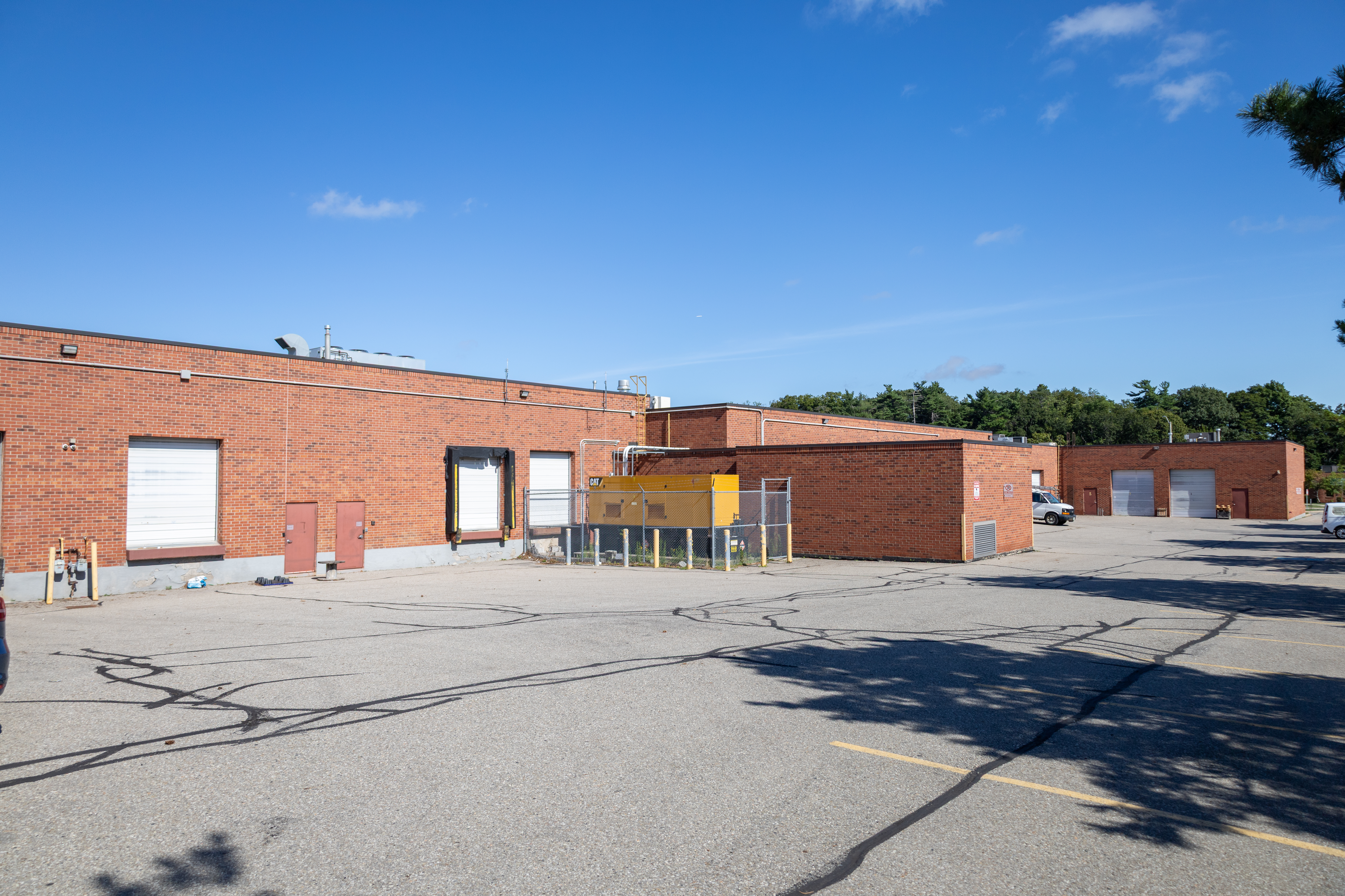 Exterior view of 215 Traders